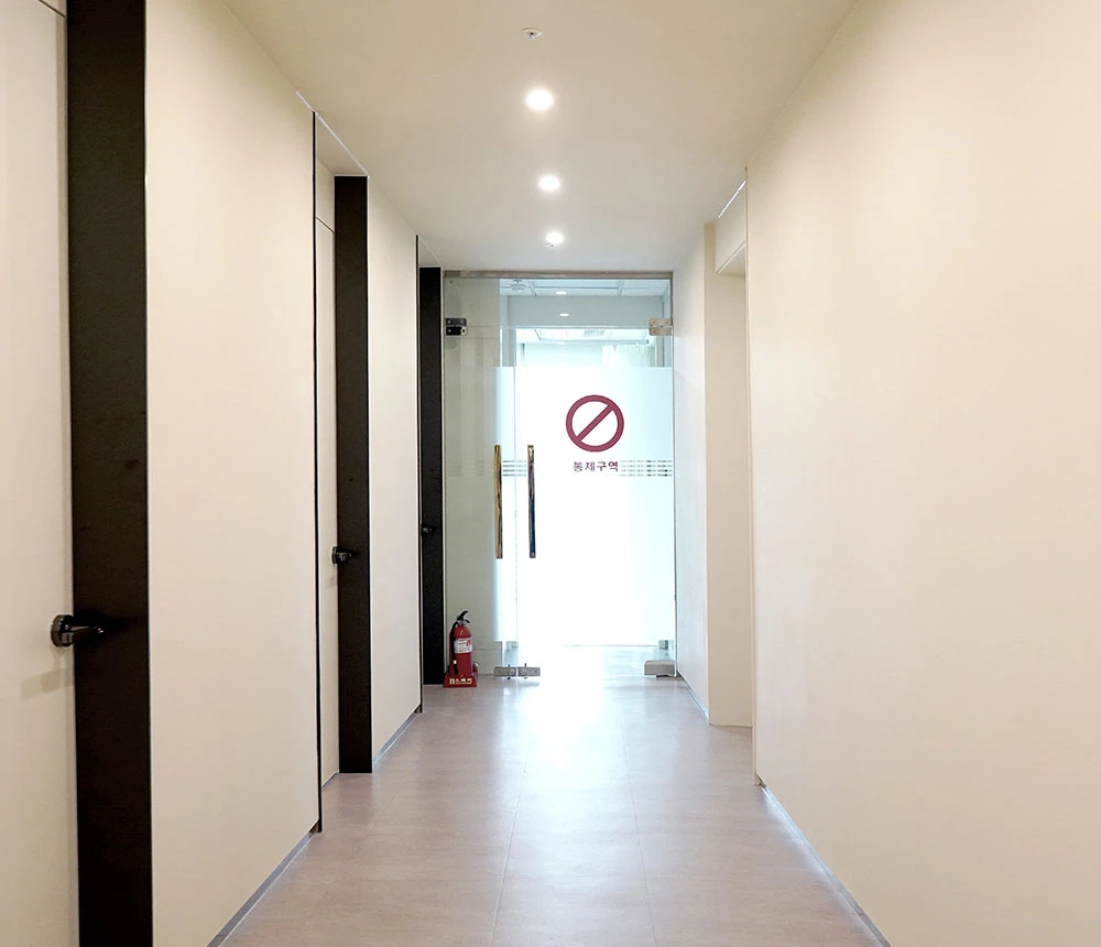 empty image