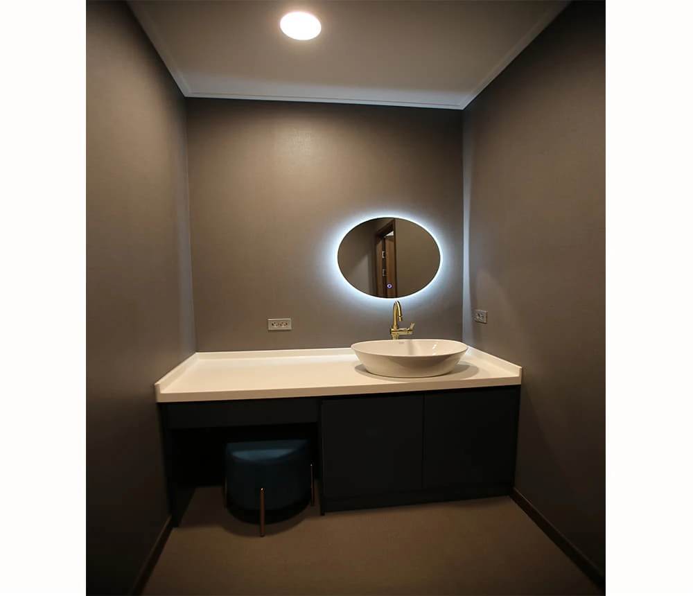 empty image