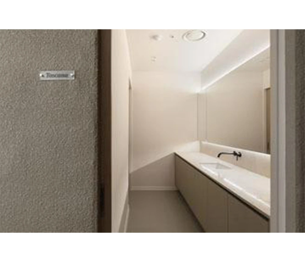 empty image