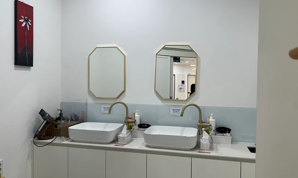 empty image