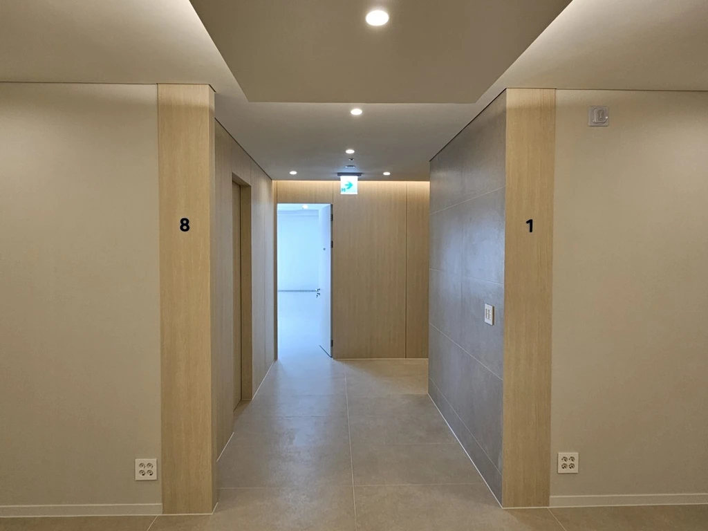 empty image