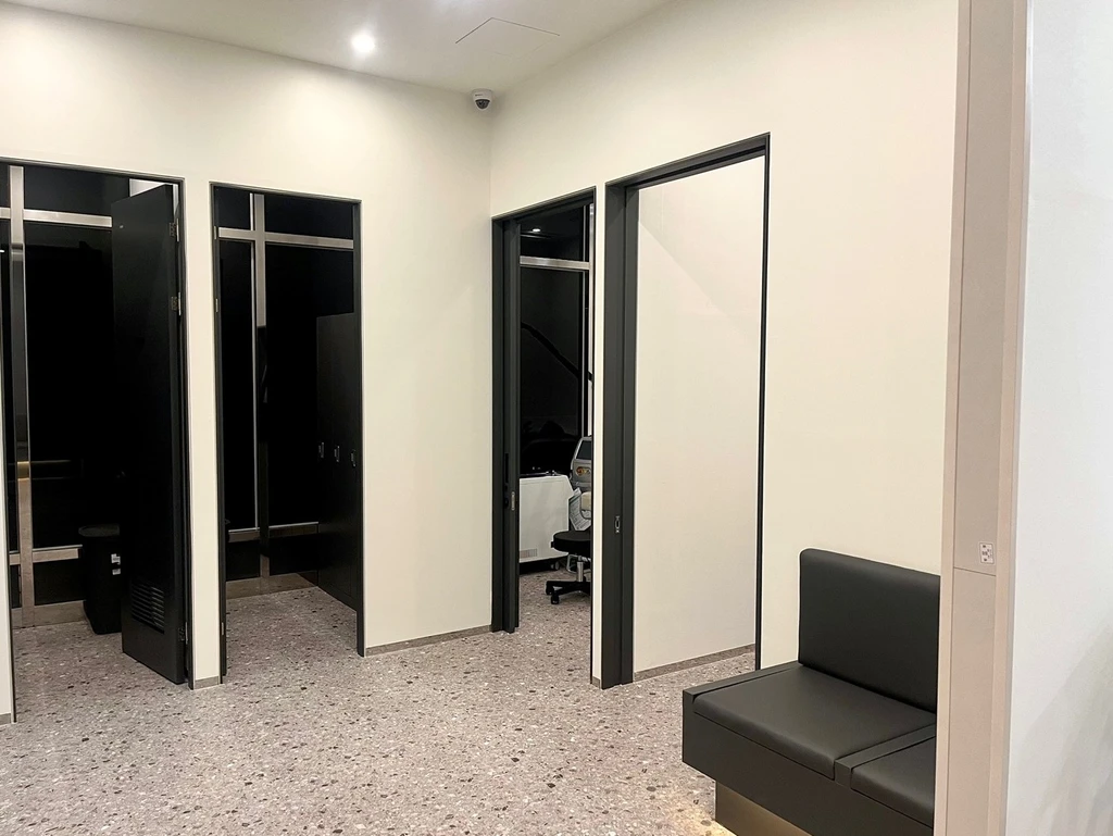 empty image